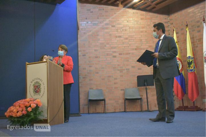 ceremonia-egresados-distinguidos-2021-3